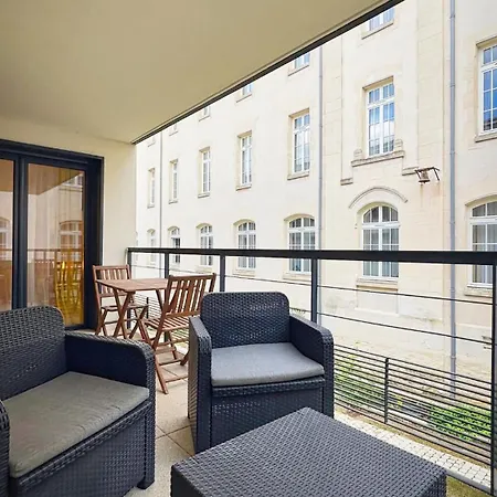 Atelier Des Arts, Confortable Avec Sa Terrasse 公寓 *