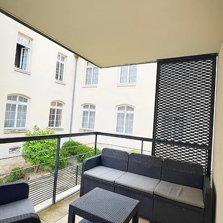 Atelier Des Arts, Confortable Avec Sa Terrasse La Rochelle (Charente-Maritime)